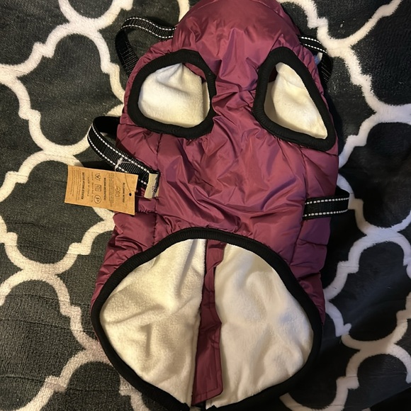 NWT dog jacket with adjustable harness attached - Picture 2 of 5